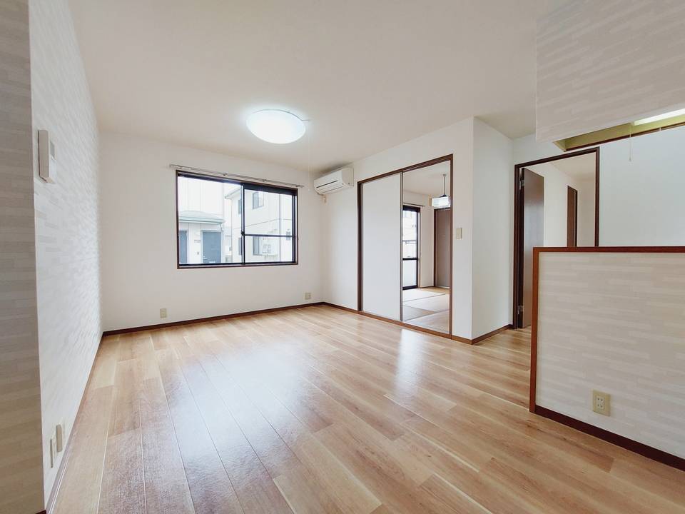 居室・リビング　リビング