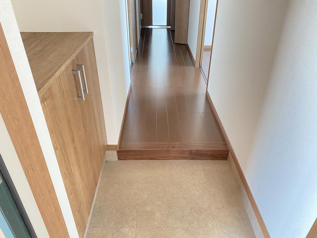 玄関　別部屋参考画像