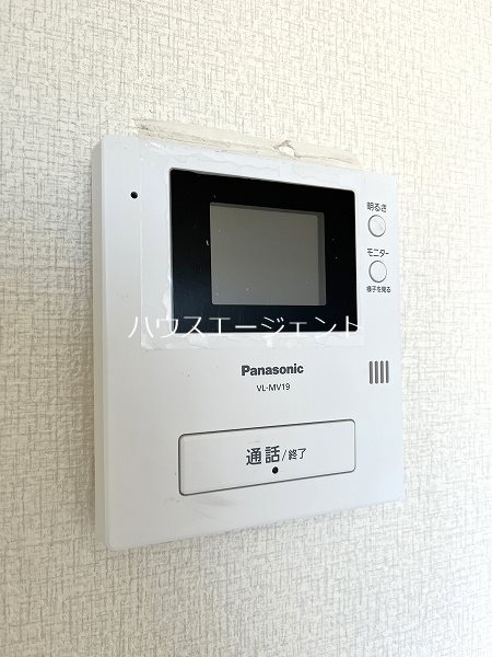 セキュリティ　TVモニター付きインターホンで1年中快適