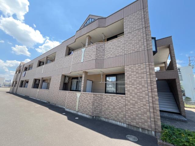 建物外観　外観写真（昼）