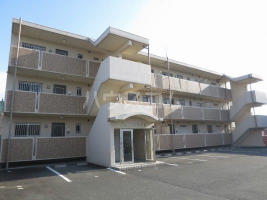 浜松市浜名区尾野のマンションの建物外観