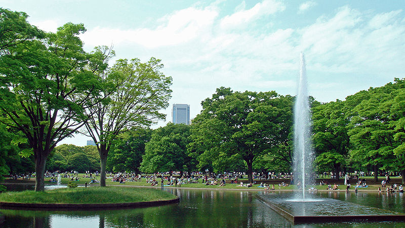 【クリオ渋谷ラ・モードの公園】