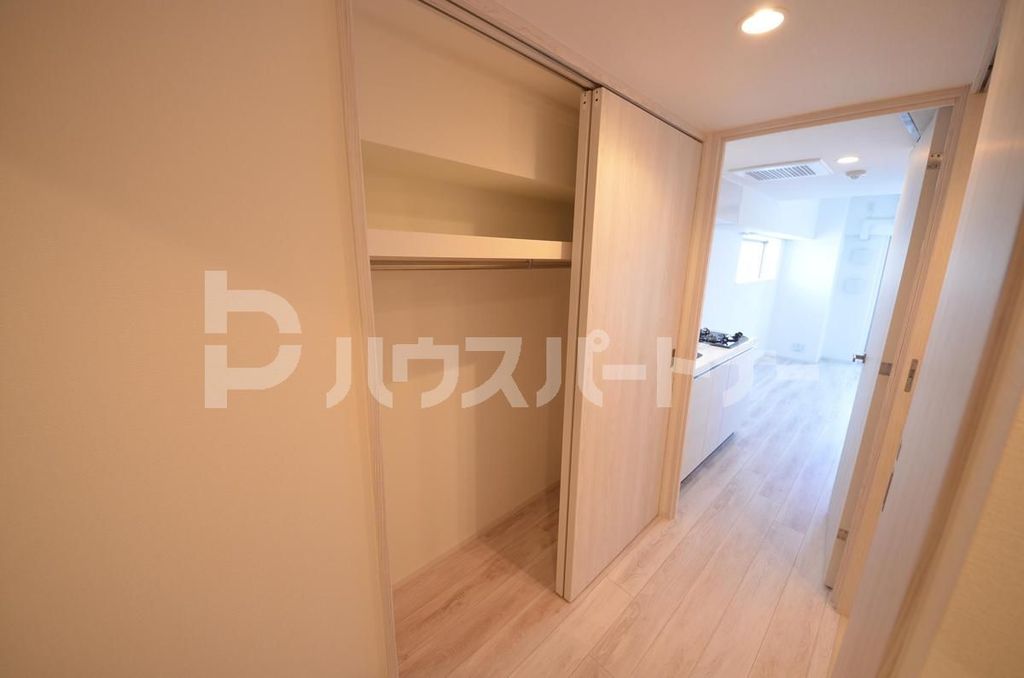 【ART APARTMENT IN TOKYO NORTHの収納】