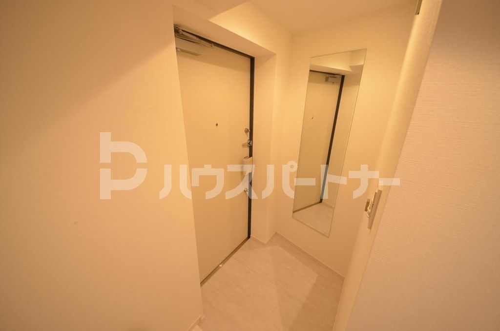 【ART APARTMENT IN TOKYO NORTHの玄関】