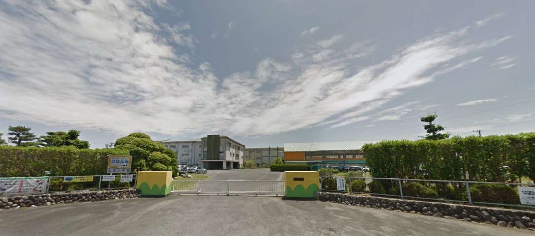 小学校　大坂小（小学校）まで2444m