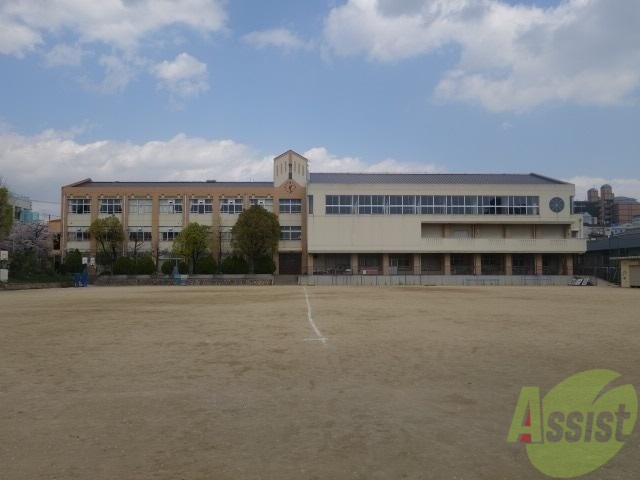 【アビータ・ミオ神戸岡本の小学校】