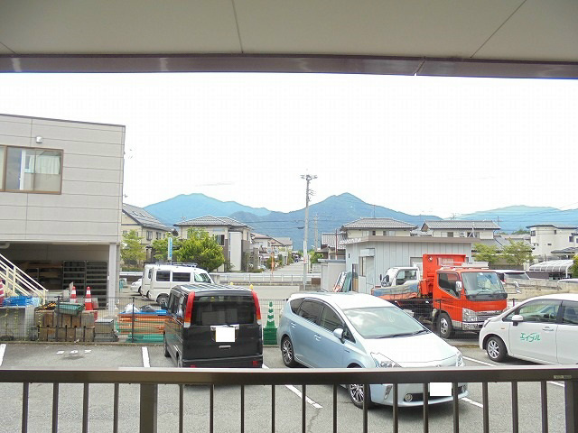 眺望　写真は103号室です