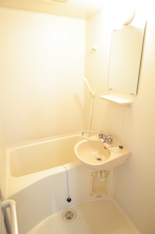 バス・シャワールーム　毎日の疲れをリフレッシュ☆