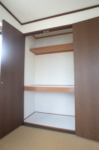 収納　各部屋に収納はあるのでご安心ください！