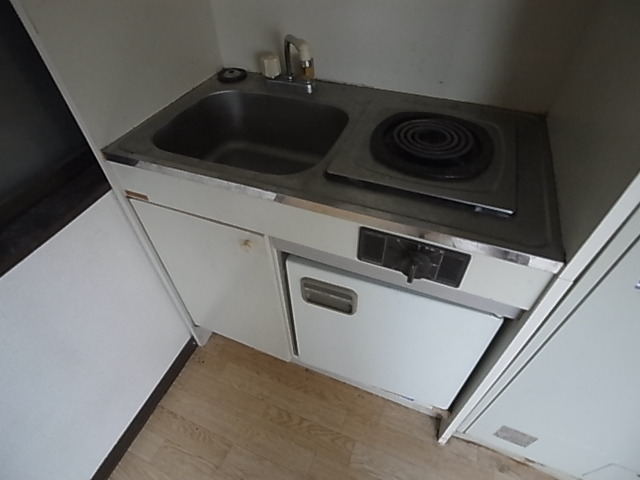 キッチン　電気コンロ１口