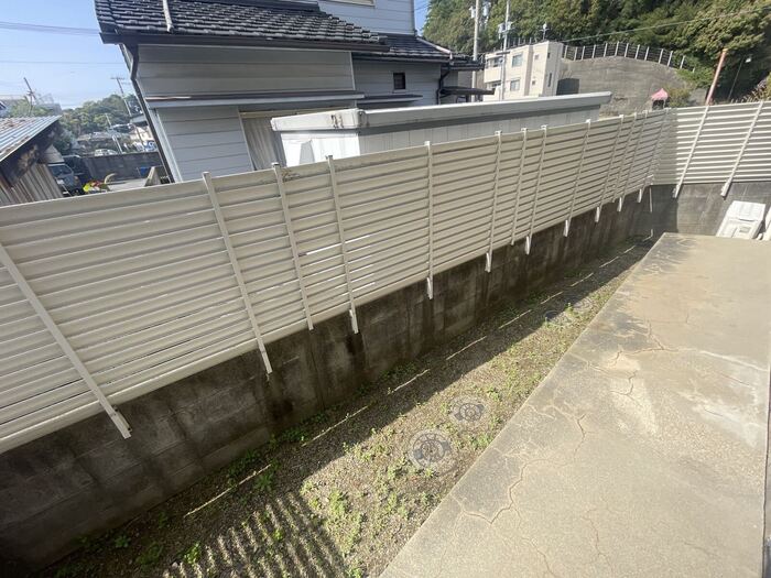 バルコニー　専用庭