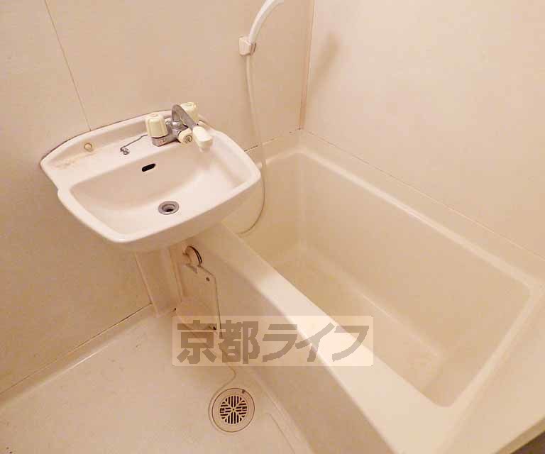 バス・シャワールーム　バスです。