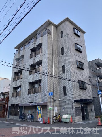 クリーン88の建物外観