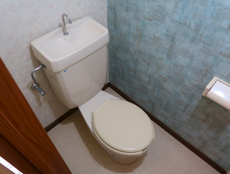 トイレ　同型タイプ