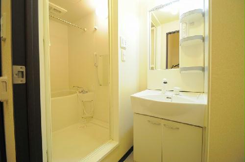 洗面設備　独立洗面台あります！