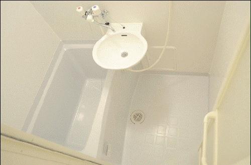 バス・シャワールーム　備品や設備仕様は号室等により異なります現地をご確認下さい。