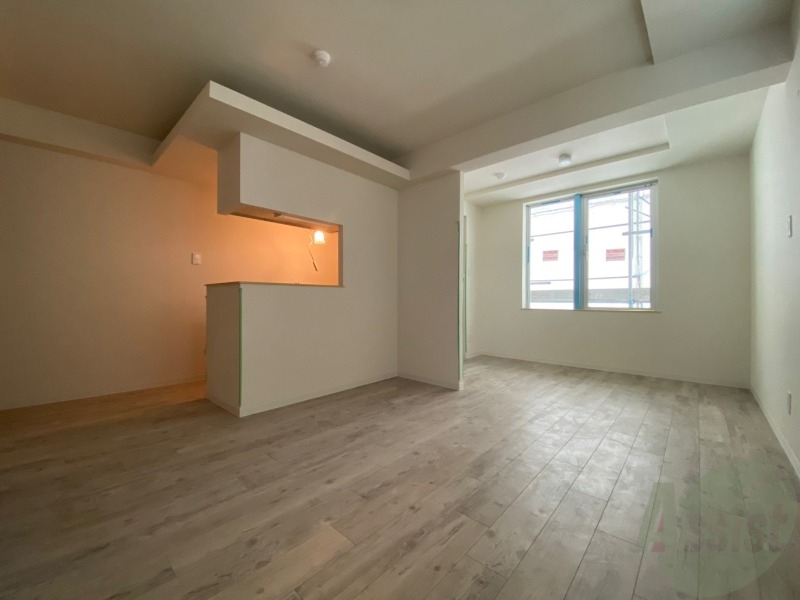 居室・リビング　広くてキレイなお部屋が広がっていて、充実した生活が送れそう。