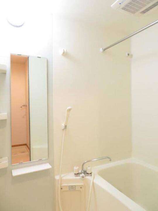 バス・シャワールーム　浴室