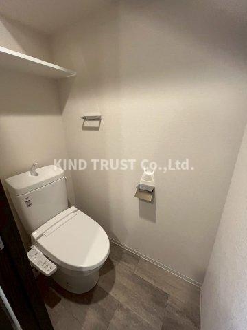 トイレ　落ち着いたトイレです