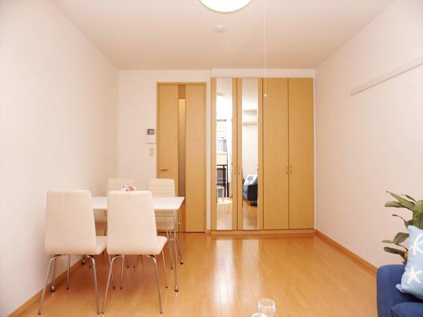 居室・リビング　内装