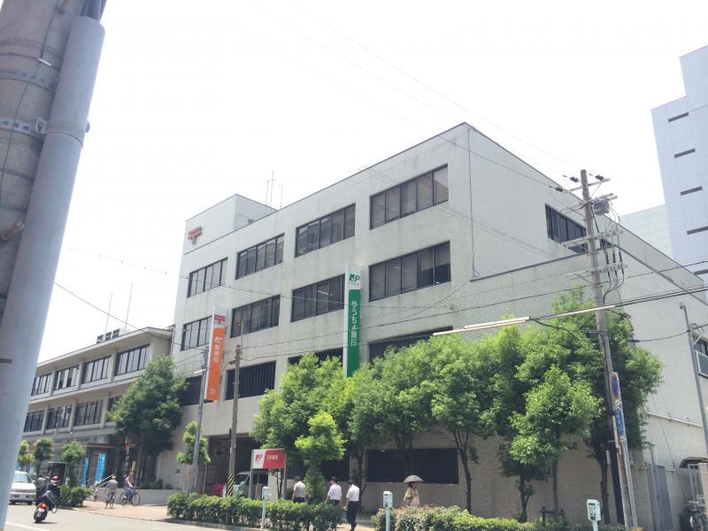 郵便局　明石郵便局（郵便局）まで548m