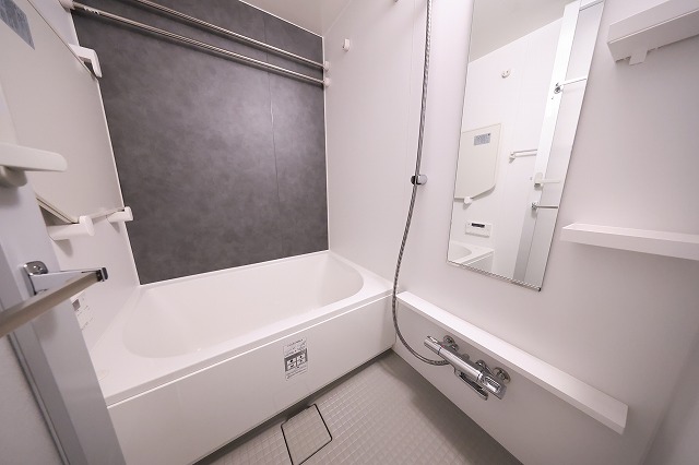 バス・シャワールーム　バス※別部屋参考写真