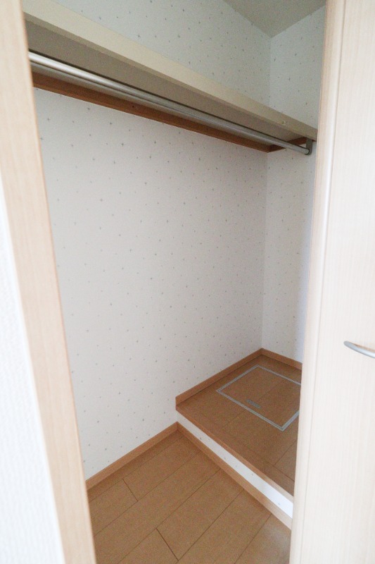 収納　図面と現状に相違がある場合には現状を優先