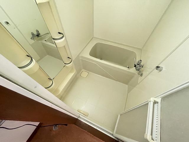バス・シャワールーム　浴室