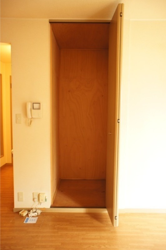 収納　図面と現状に相違がある場合には現状を優先