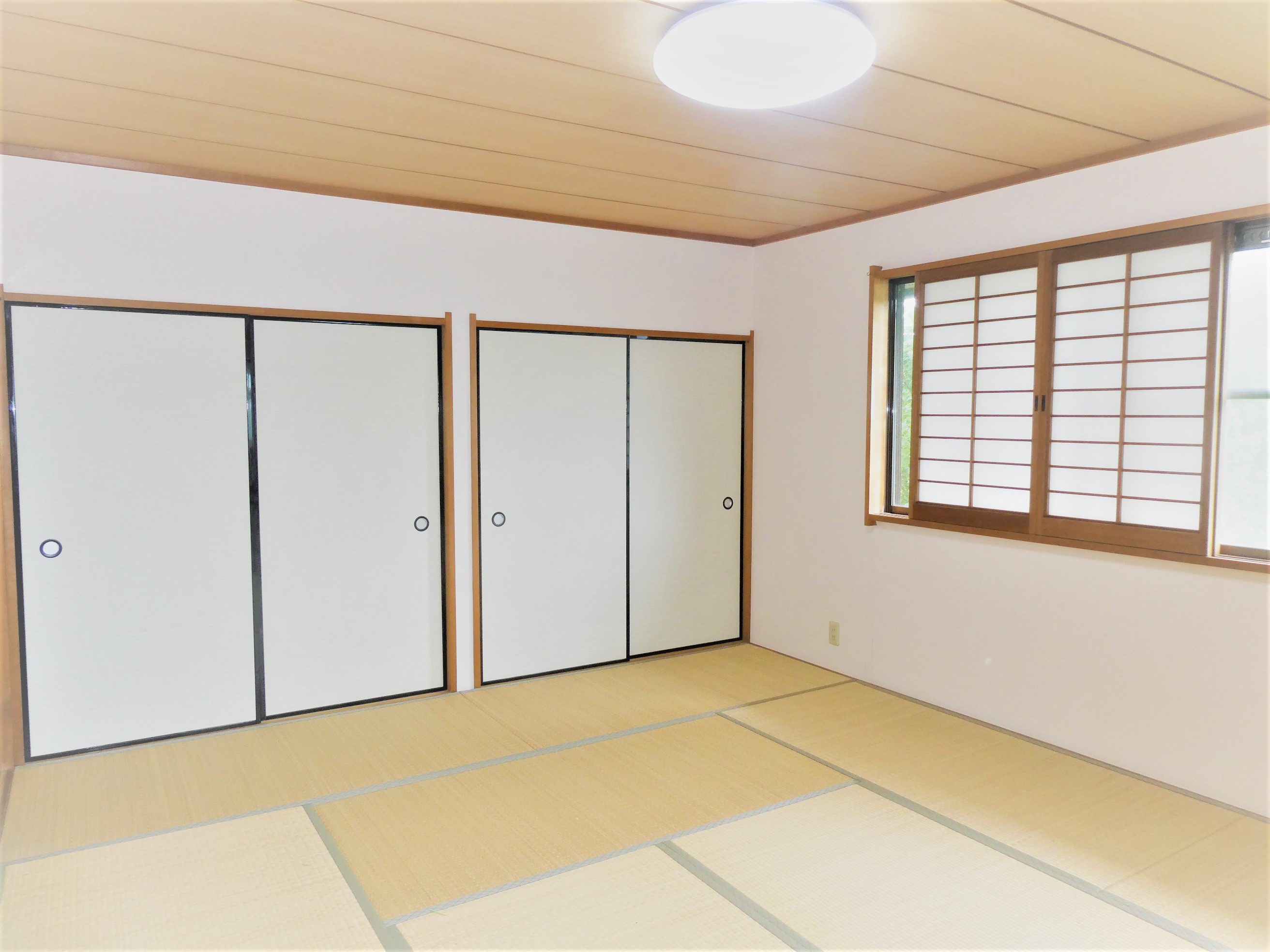 収納　2階の和室、収納たっぷりでお部屋すっきり