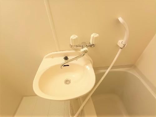 洗面設備　洗面スペースです。