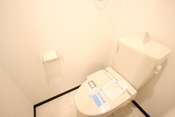 トイレ　※別部屋の写真です