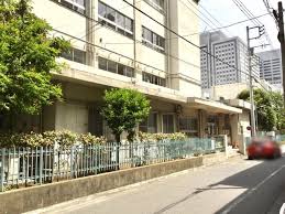 中学校　品川区立東海中学校（中学校）まで408m