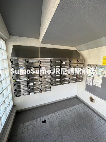 その他設備　清潔なロビーです