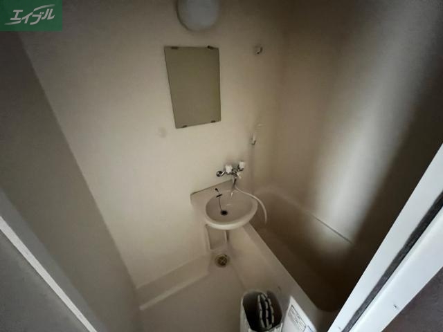 バス・シャワールーム　バス