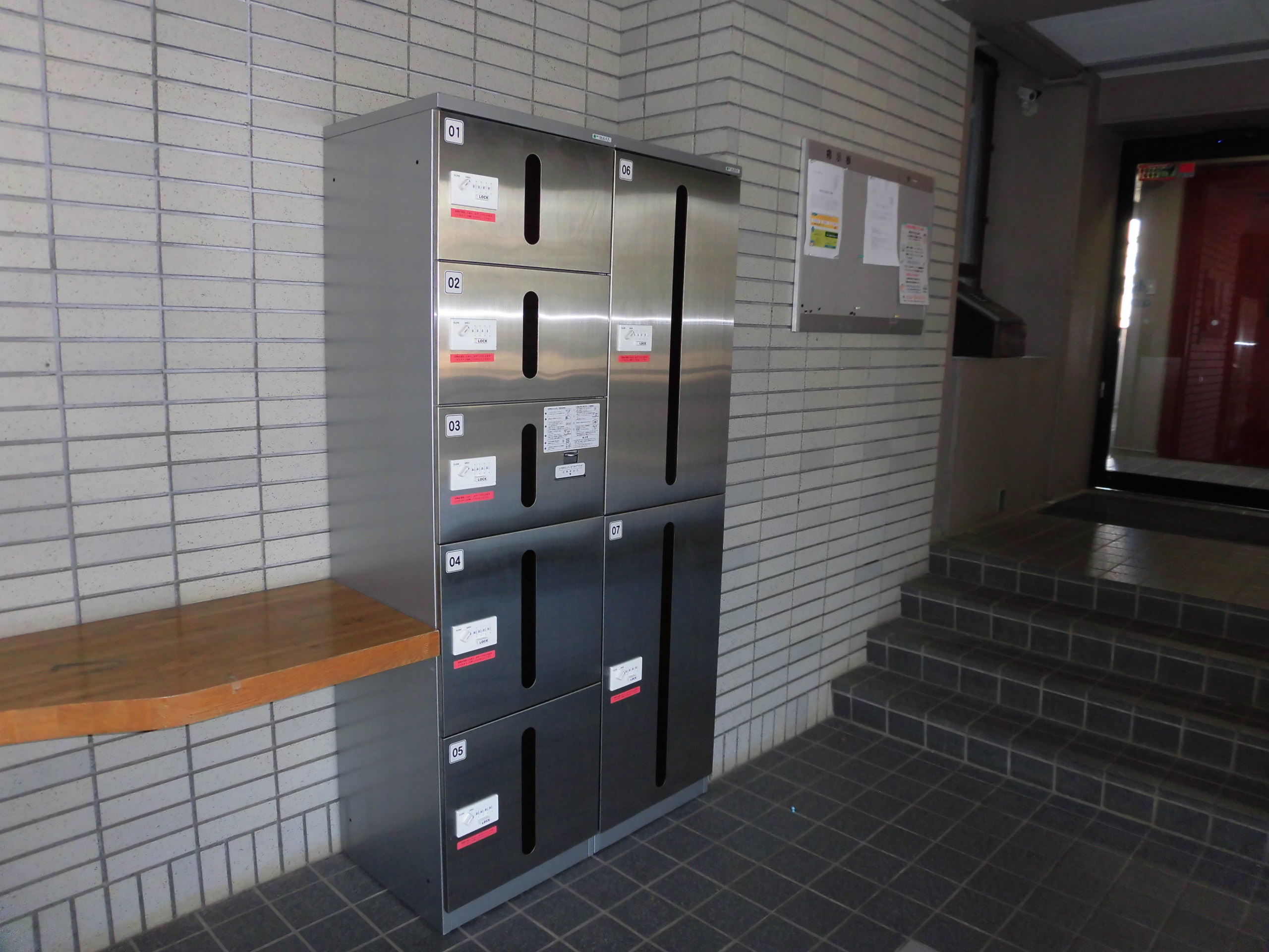 セキュリティ　オートロックで安心・宅配BOXもあります