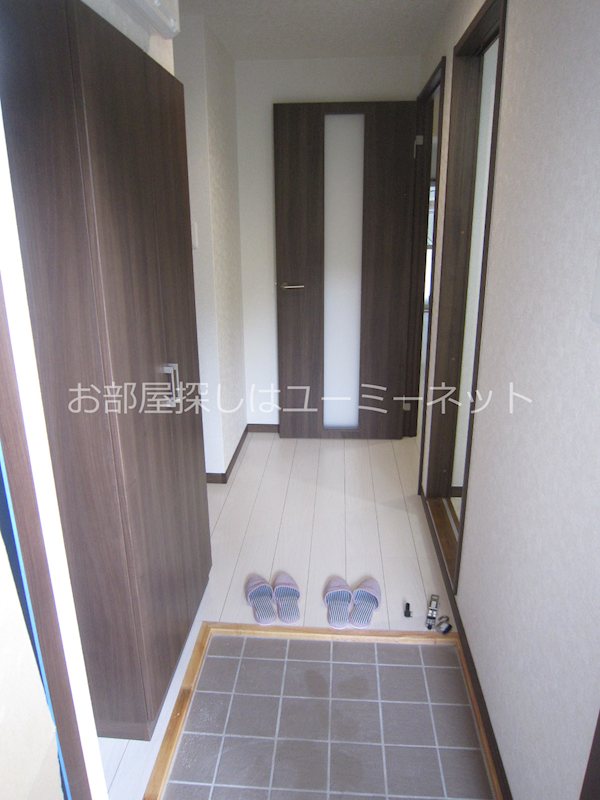 玄関　写真はイメージです