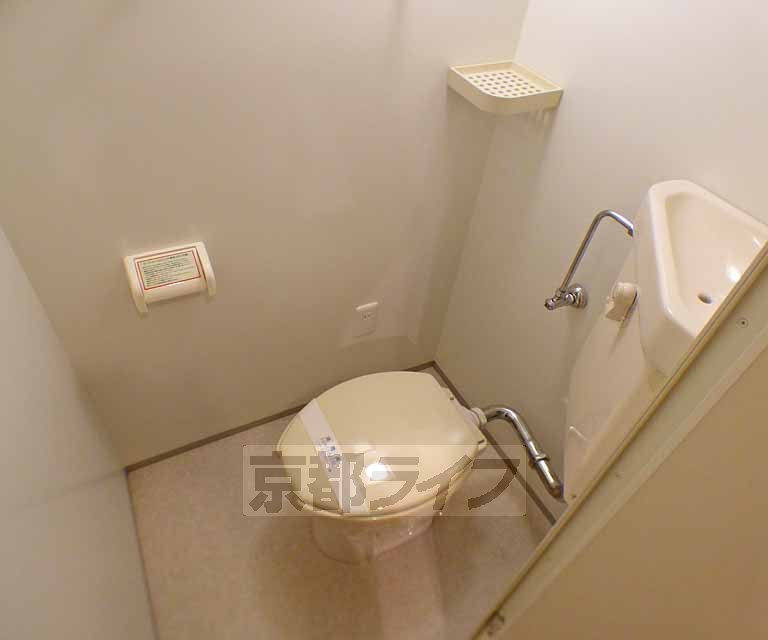 トイレ　清潔感のあるトイレです。