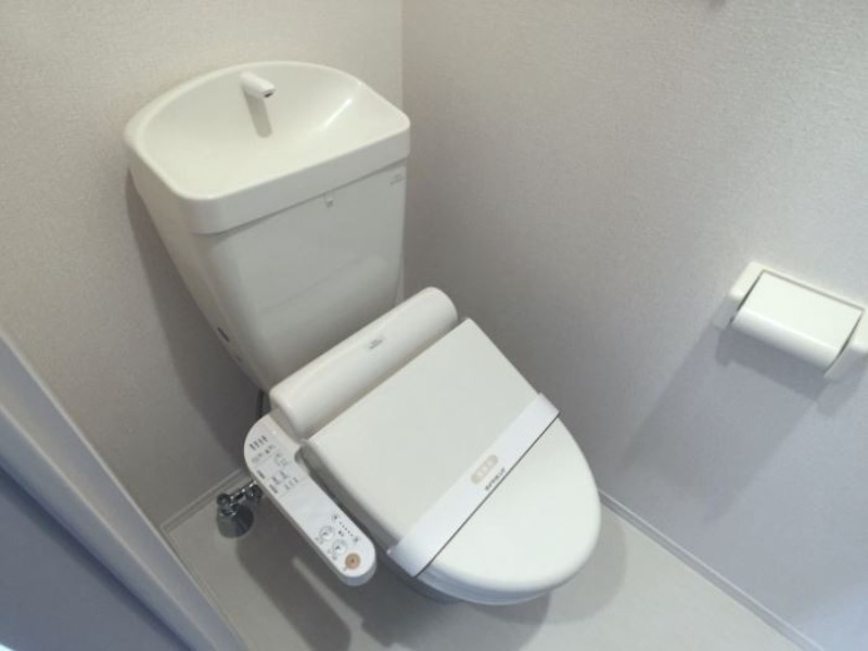 トイレ　図面と現状に相違がある場合には現状を優先