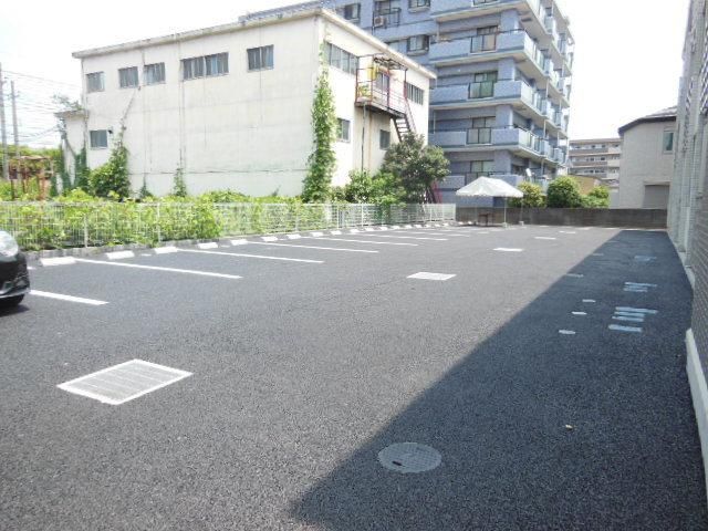 駐車場　☆大切なお車を敷地内でしっかり管理☆