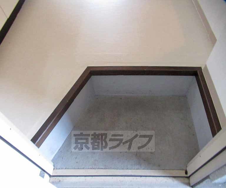 玄関　玄関になります。