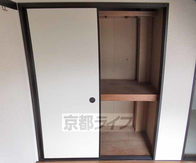 収納　奥行きのある収納になります。