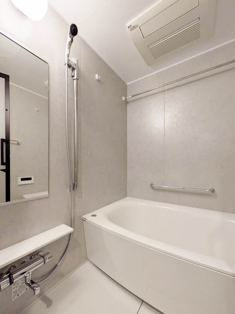 その他　【エントランス、オートロック仕様】