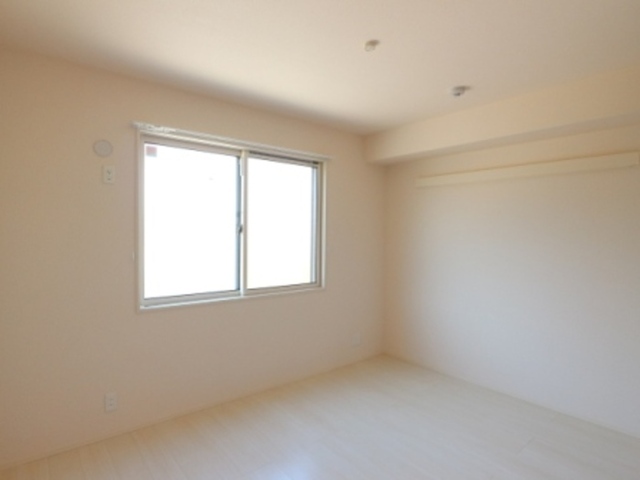 その他部屋・スペース　洋室６帖