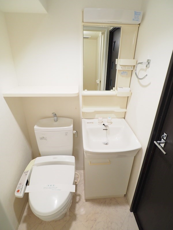 洗面設備　洗面台があります。