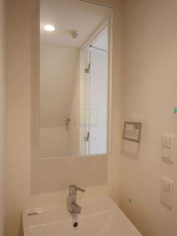 洗面設備　ムーブメンツ西早稲田　別部屋の写真です