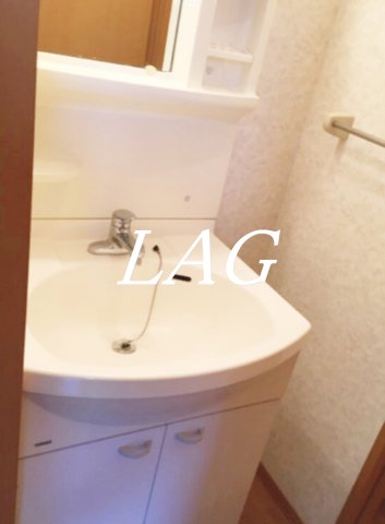 洗面設備　独立洗面台です。