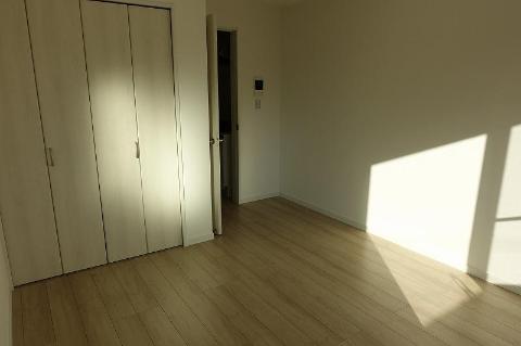 居室・リビング　室内