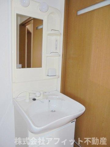 洗面設備　洗髪洗面化粧台　※写真はイメージです
