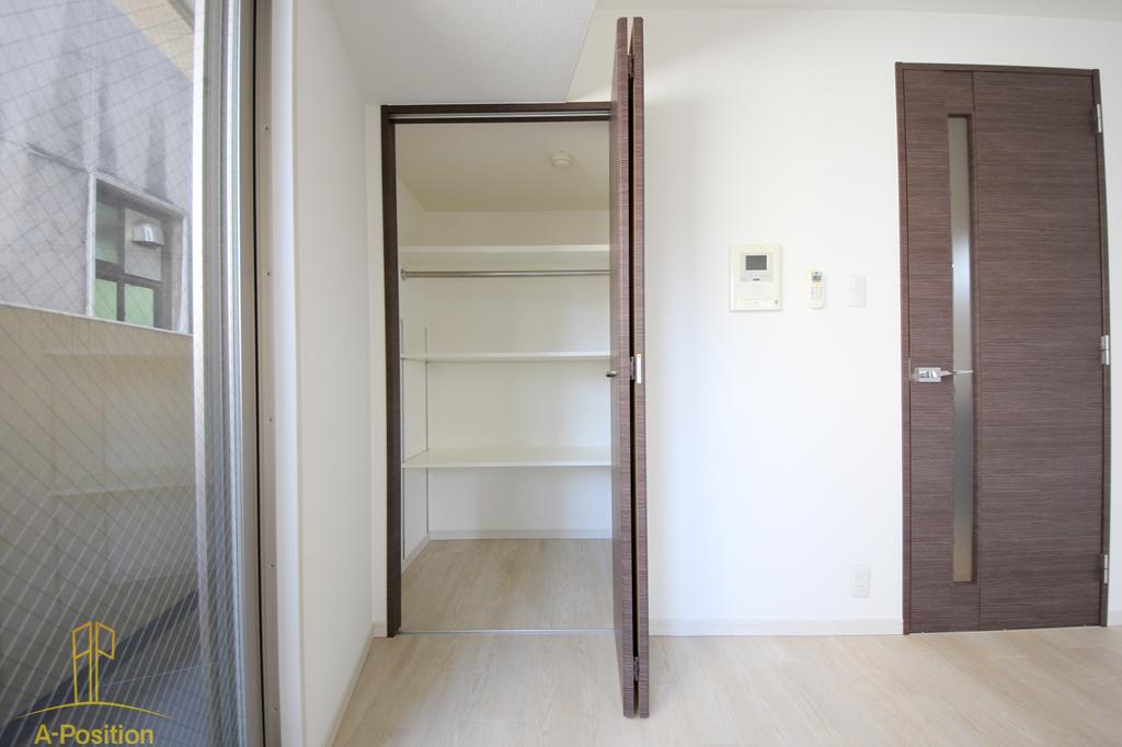 収納　カスタリアタワー肥後橋